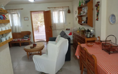 Resale - Finca / Country Property -
Yecla