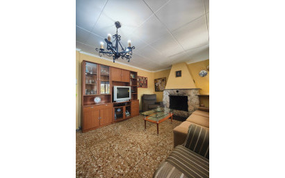 Herverkoop - Landhuis -
Yecla