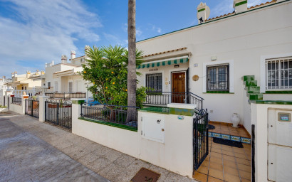 Resale - Townhouse -
Orihuela Costa - Playa Flamenca