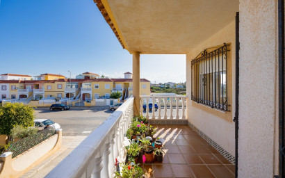 Resale - Penthouse -
Orihuela Costa - La Regia
