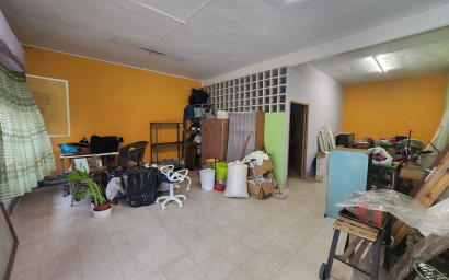 Resale - Townhouse -
Sax