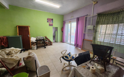 Resale - Townhouse -
Sax