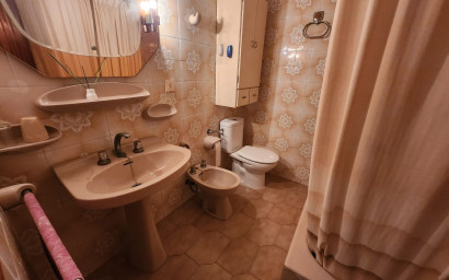 Resale - Townhouse -
Sax