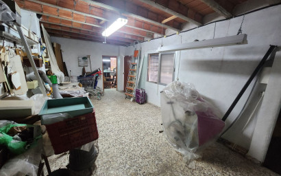 Resale - Townhouse -
Sax