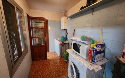 Resale - Townhouse -
Sax