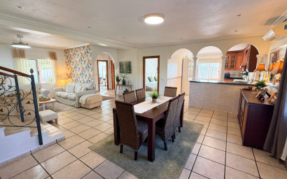 Revente - Villa -
Hondón de los Fráiles