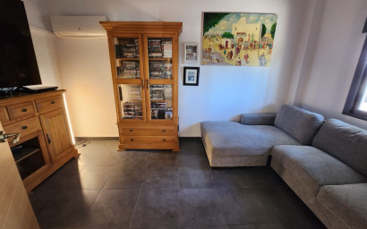 Herverkoop - Villa -
Villena