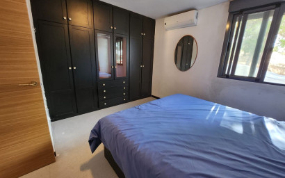 Herverkoop - Villa -
Villena