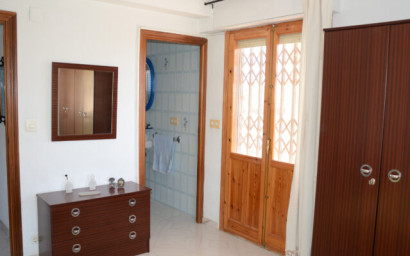 Revente - Villa -
Crevillente