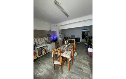 Resale - Townhouse -
Pinoso - Pinoso Alicante