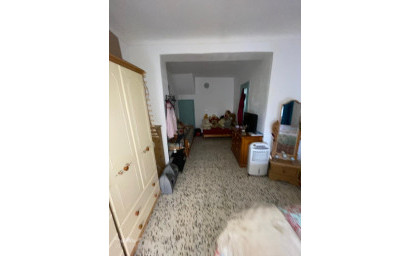 Resale - Townhouse -
Pinoso - Pinoso Alicante