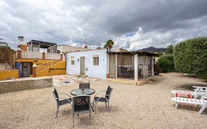 Herverkoop - Country Property/Finca -
Albatera