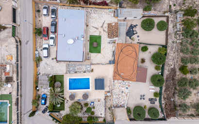 Herverkoop - Country Property/Finca -
Albatera