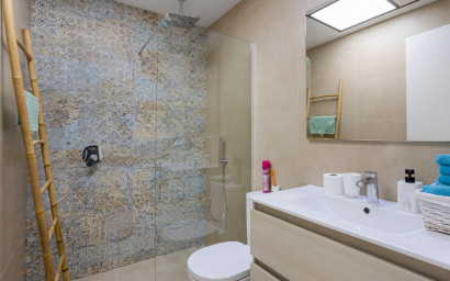 Resale - Villa -
Benijofar