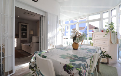 Resale - Villa -
Orihuela Costa - Villamartin