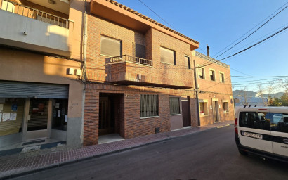 Revente - Maison mitoyenne -
Salinas