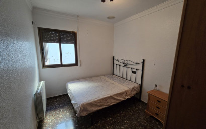 Revente - Maison mitoyenne -
Salinas