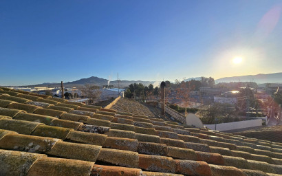 Revente - Maison mitoyenne -
Salinas