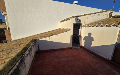 Revente - Maison mitoyenne -
Salinas