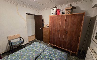 Herverkoop - Villa -
Villena