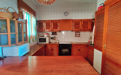 Resale - Finca / Country Property -
Villajoyosa