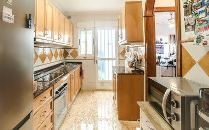 Resale - Villa -
Guardamar del Segura