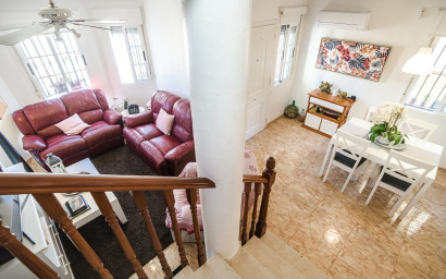 Resale - Villa -
Guardamar del Segura