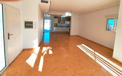 Resale - Finca / Country Property -
Catral - Catral - Country