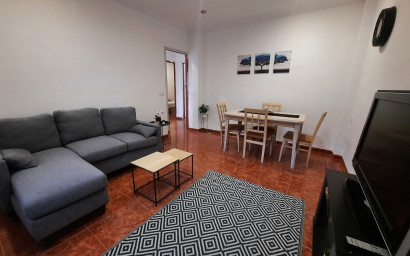 Revente - Maison mitoyenne -
Salinas