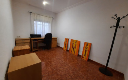 Revente - Maison mitoyenne -
Salinas