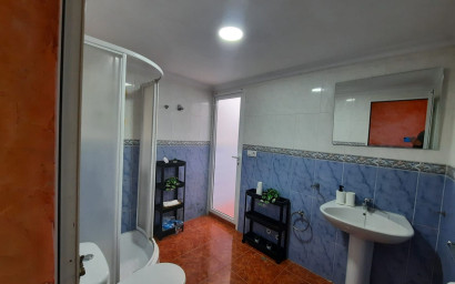 Revente - Maison mitoyenne -
Salinas