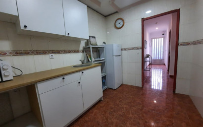 Revente - Maison mitoyenne -
Salinas