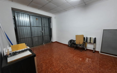 Revente - Maison mitoyenne -
Salinas