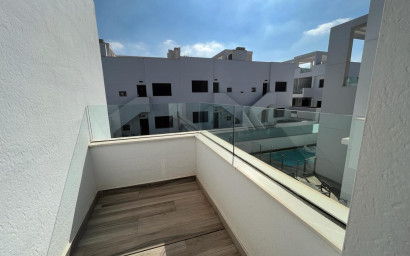 Resale - Villa -
Torrevieja - Los Balcones
