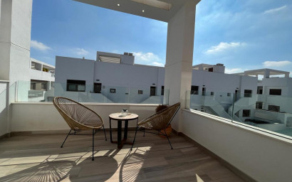 Resale - Villa -
Torrevieja - Los Balcones