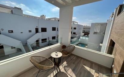 Resale - Villa -
Torrevieja - Los Balcones