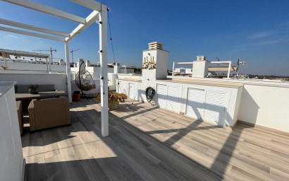 Resale - Villa -
Torrevieja - Los Balcones