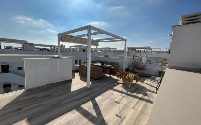 Resale - Villa -
Torrevieja - Los Balcones