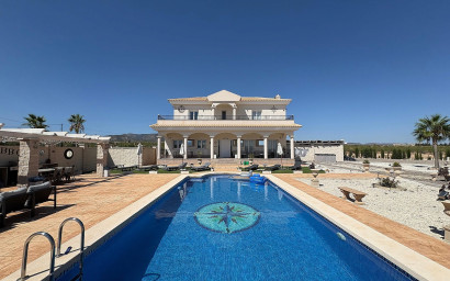 Nieuwbouw - Villa -
Pinoso