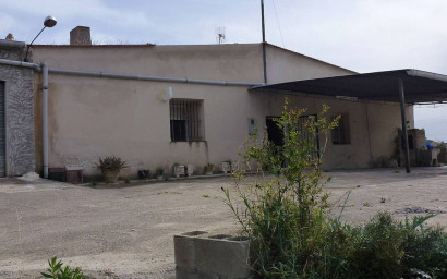 Revente - Maison de campagne -
Abanilla