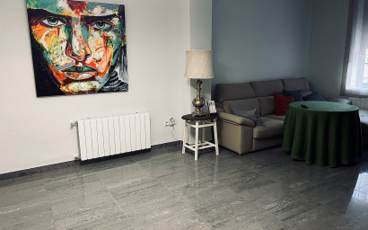 Revente - Maison mitoyenne -
Monovar