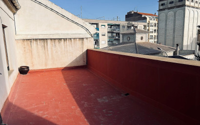 Revente - Maison mitoyenne -
Monovar