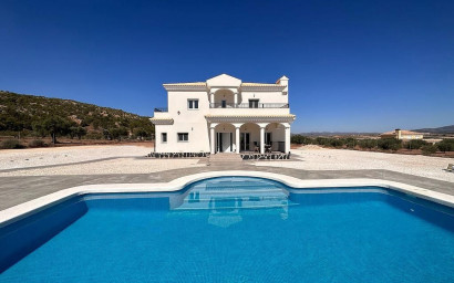 Nieuwbouw - Villa -
Pinoso