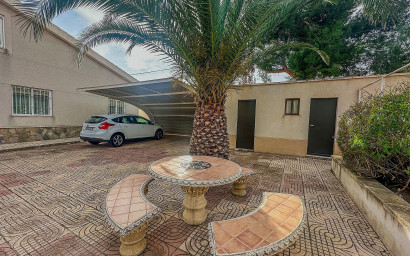 Revente - Villa -
Sax