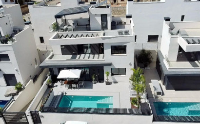 Resale - Villa -
Algorfa