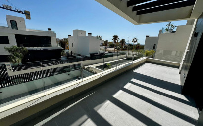 Resale - Villa -
Algorfa