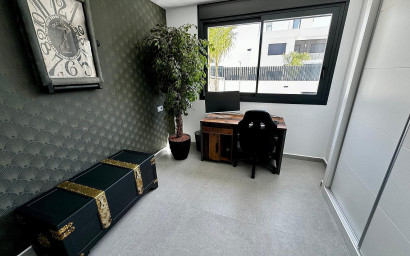 Resale - Villa -
Algorfa