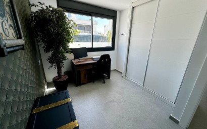 Resale - Villa -
Algorfa