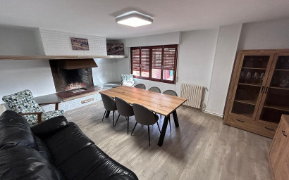 Resale - Villa -
Monovar