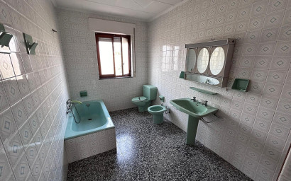 Resale - Villa -
Monovar